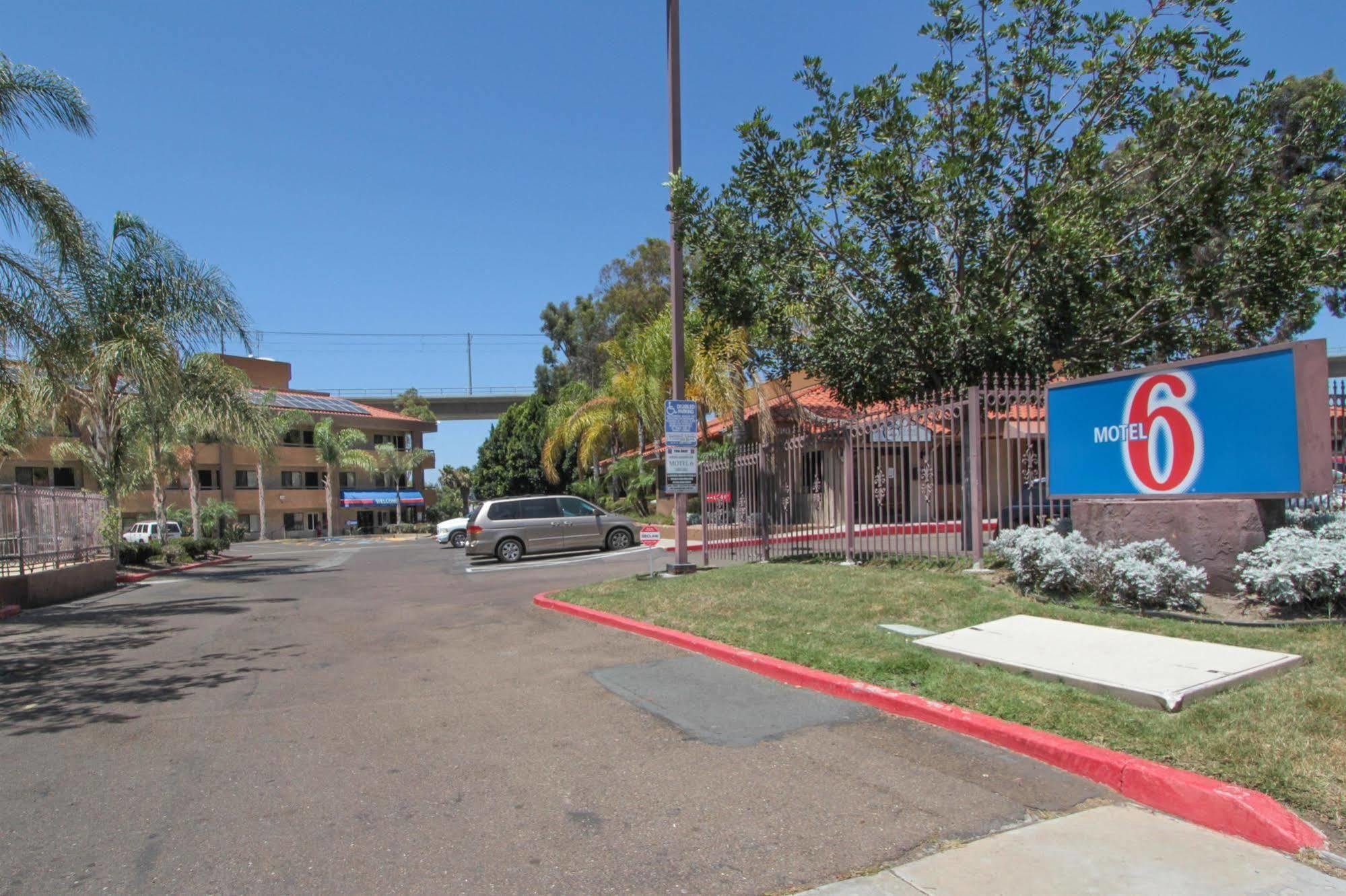 Motel 6 San Diego - Mission Valley Esterno foto