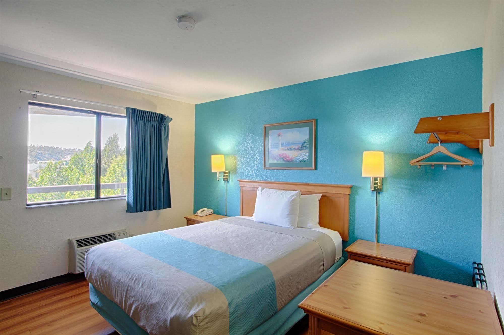 Motel 6 San Diego - Mission Valley Esterno foto